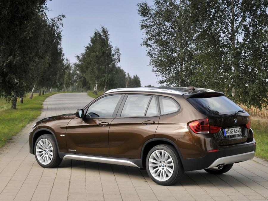  BMW X1 xDrive 2.0d 2009 года  (фото 3 из 30)